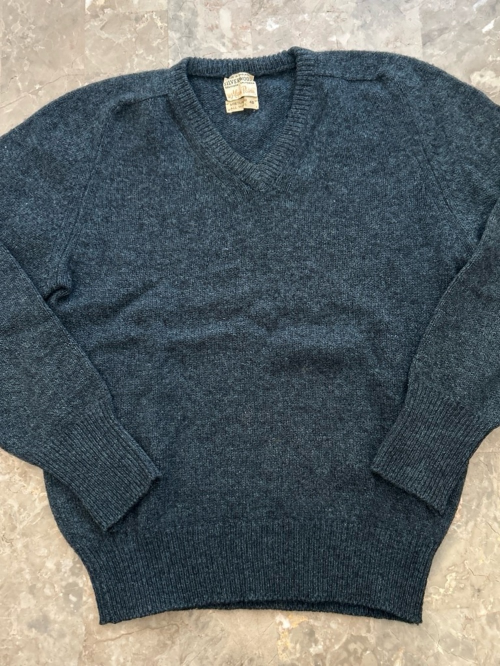 Vintage 1960s Silverwoods Alan Paine Shetland Wool V-Neck Sweater 40 England